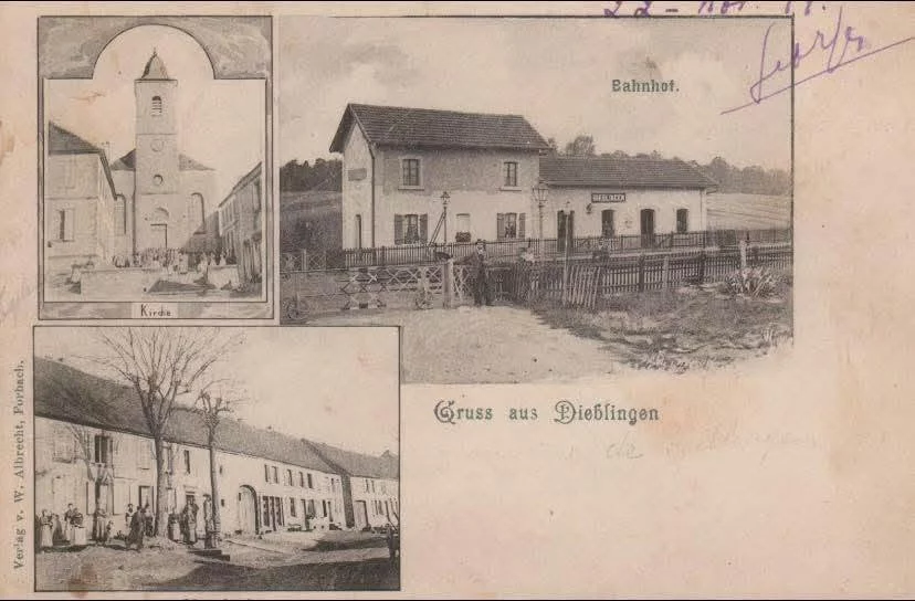 Carte postale de Diebling — église, gare et rue principale