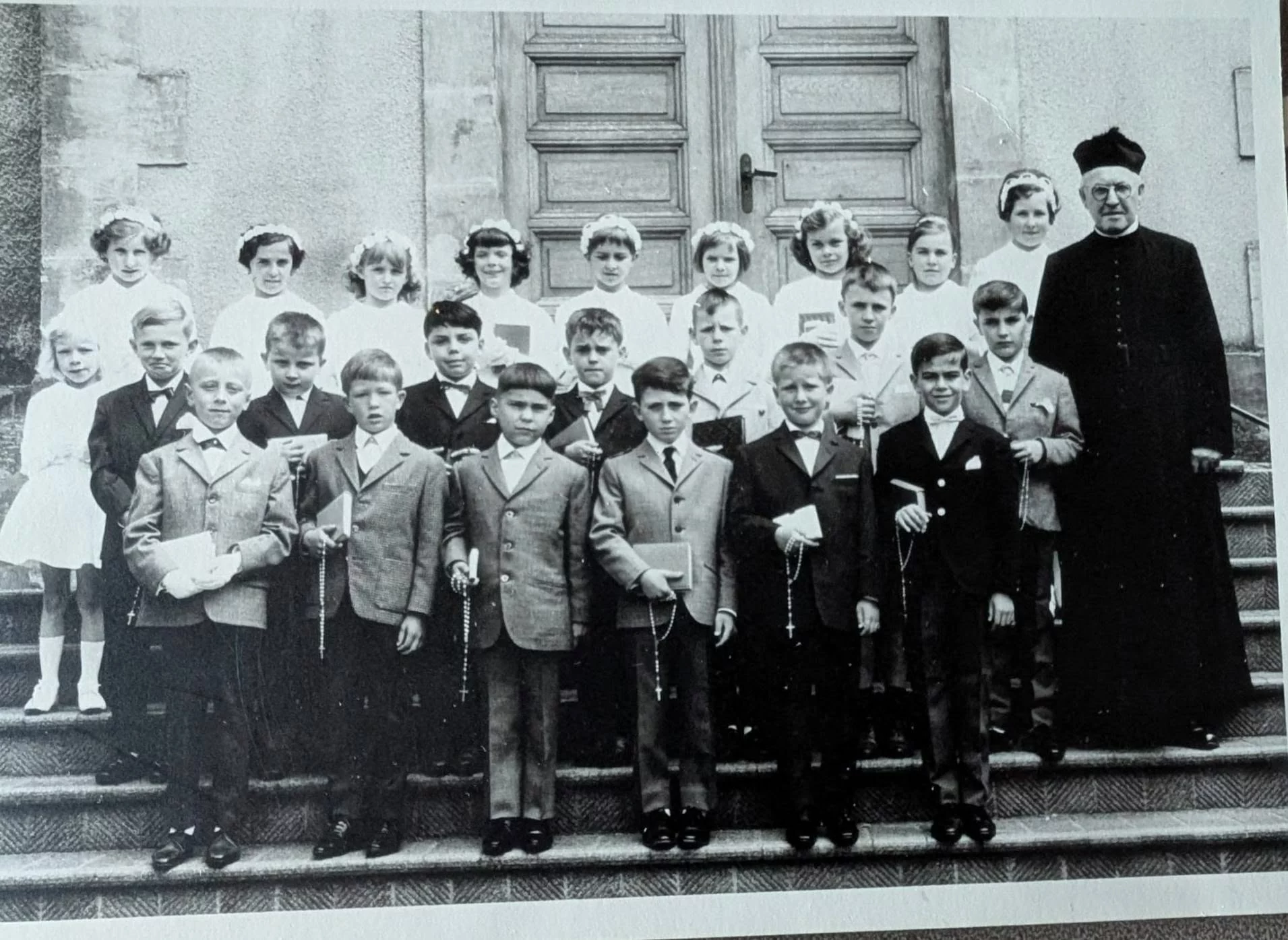 Première communion de la classe née en 1957