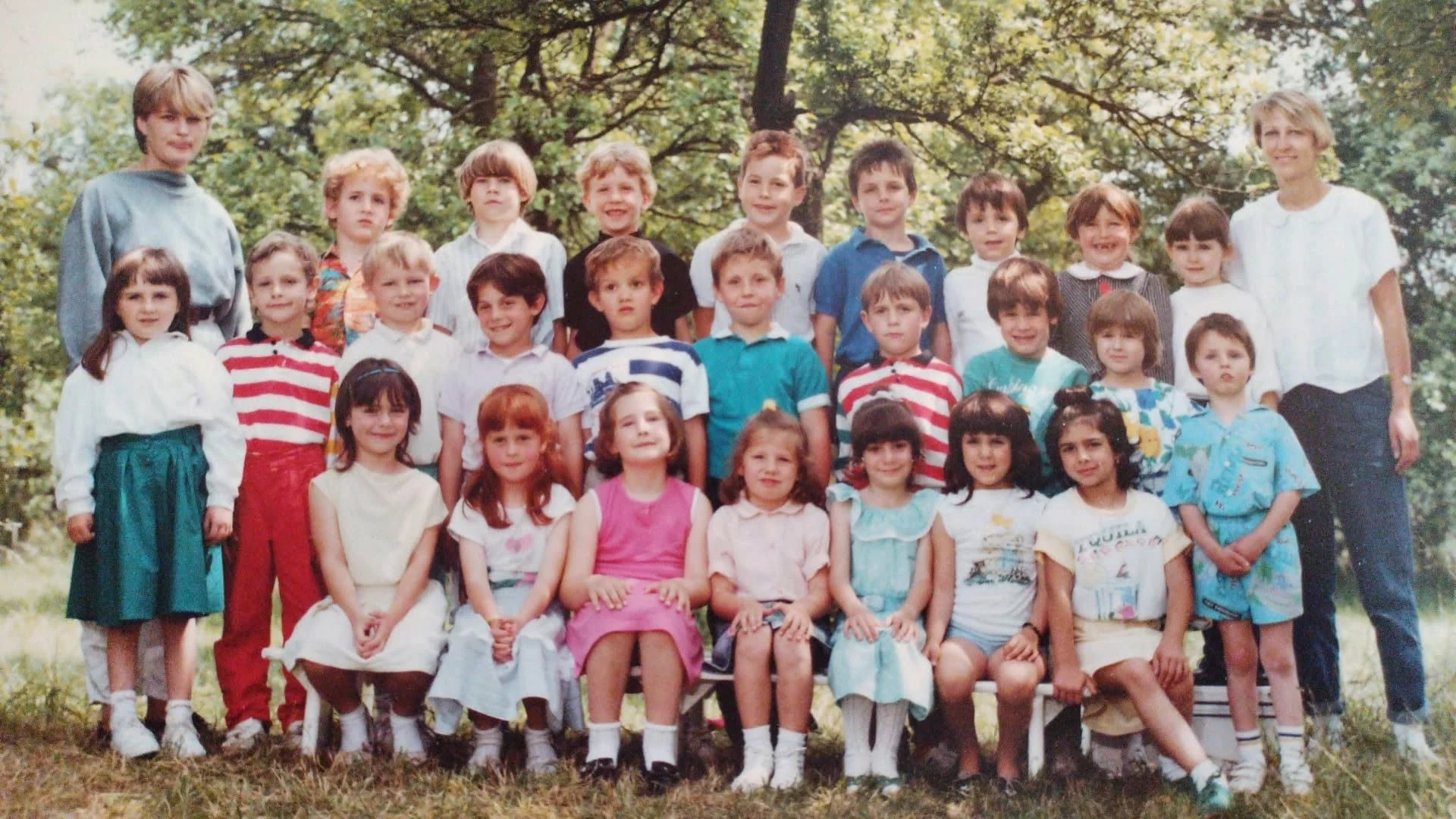 Photographie de classe — 1982–1987–1988
